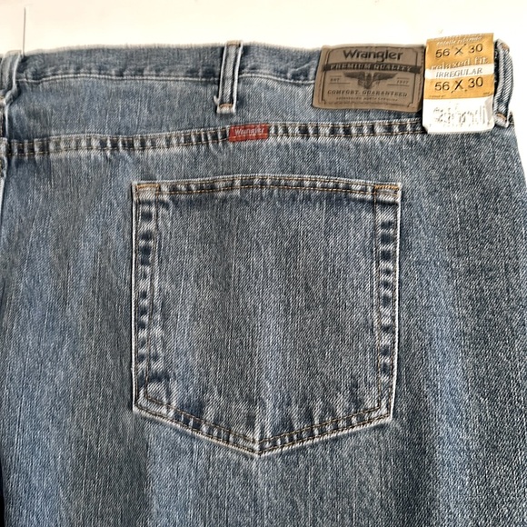 NWT Wrangler Relaxed Fit Jean 58x32 - Picture 4 of 8